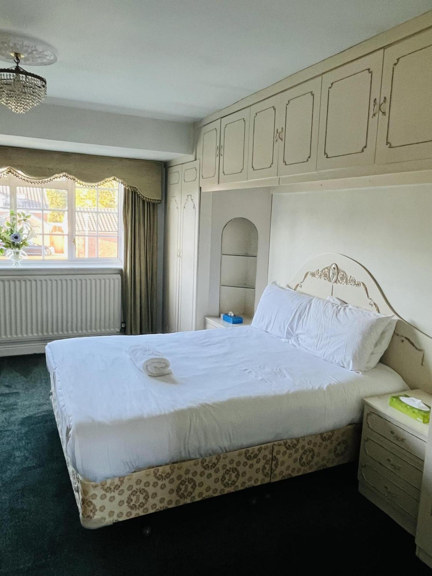 Unwind In Comfort At Cosy Caradus Free Parking Birmingham Exterior photo