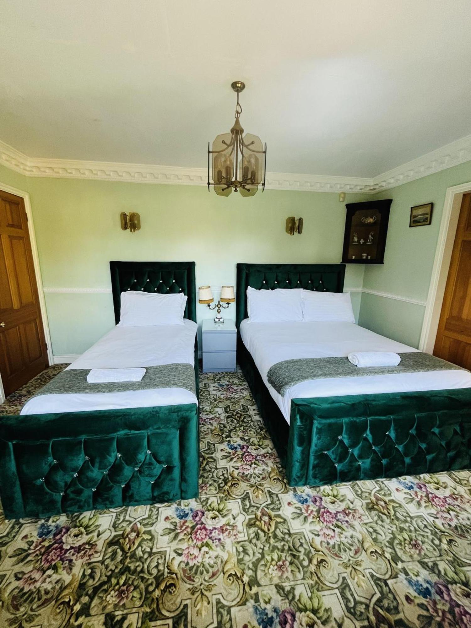 Unwind In Comfort At Cosy Caradus Free Parking Birmingham Exterior photo